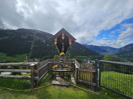 Fotografija s spletne strani ElkeA na poti
