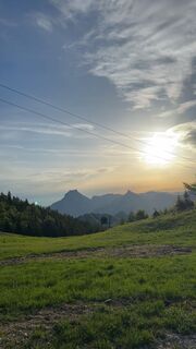 Fotografija s spletne strani Naomi Exl na poti