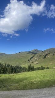 Zdjęcie z Anna Kerschbaumer wzdłuż trasy