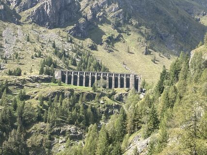 Fotografija s spletne strani Angelo Austoni na poti