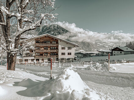 ASTER Boutique Hotel &amp; Chalets