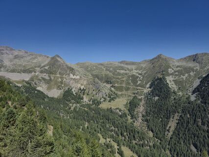 Fotografija s spletne strani varnyu8 na poti