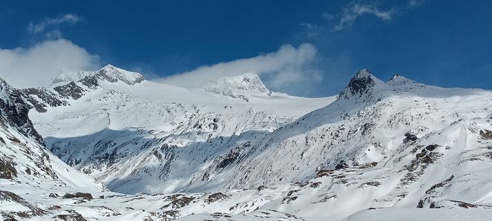 Zdjęcie z Martin Lobenwein wzdłuż trasy