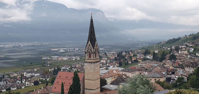 Fotografija s spletne strani Stefan Jung 4 na poti