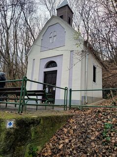 Fotografija s spletne strani Julika Jármer na poti