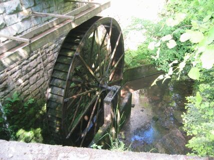 Wasserrad an der Lochsägemühle
