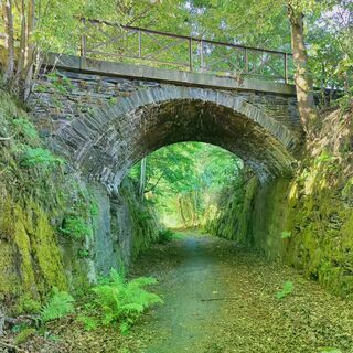 Schieferbrücke an der ehemaligen Eisenbahnlinie Lehesten - Ludwigsstadt