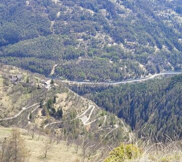 Panorama auf der SS24 von Desertes aus