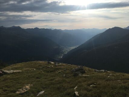 Deferegger-Pfannhorf-Blick-ins-Tal-c-Magdalena-Innerhofer.jpeg