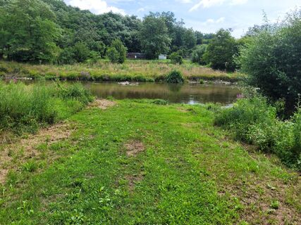 Fotografija s spletne strani George50 na poti