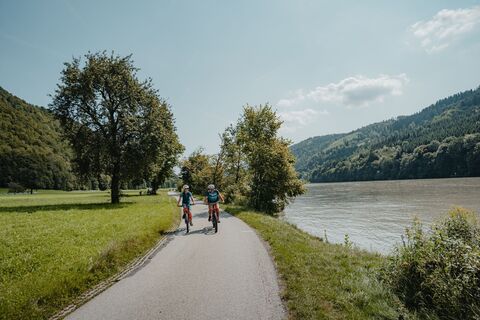 Radtour am Donauradweg Freizell