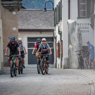 Durch die Altstadt von Ilanz cruisen
