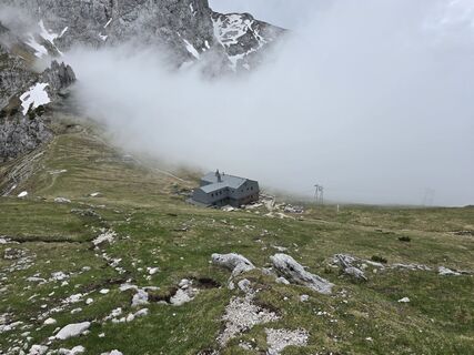 Fotografia z Marjan Širaj na trase