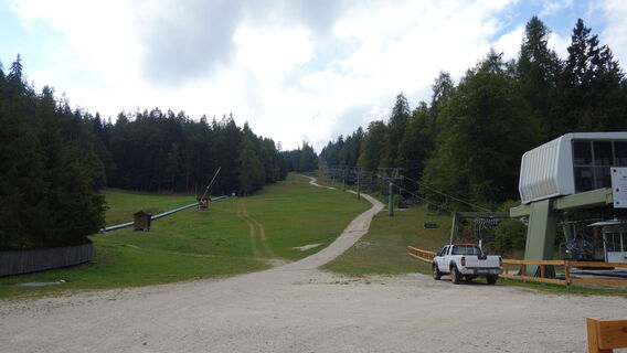 Parkplatz Lift Talstation