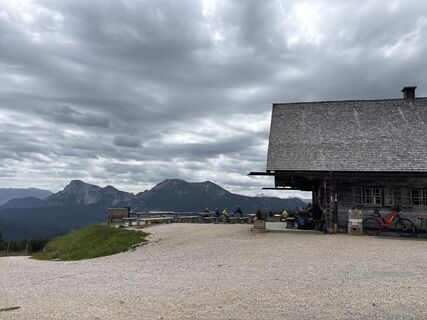 Fotografija s spletne strani Heinz Sperl na poti