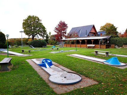 Minigolf Goldener Hecht