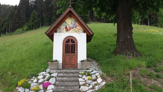 Hofkapelle beim Schober im Licht