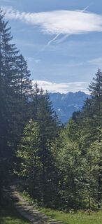 Fotografija s spletne strani Heidi L na poti
