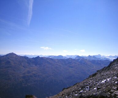 Blick Richtung Zillertaler Alpen und Gletscher