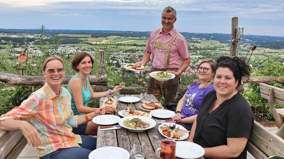 Gemütliche Jause beim Postl am Ring in Hartberg