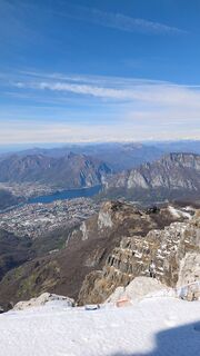 Fotografija s spletne strani Niccolò Ratti na poti
