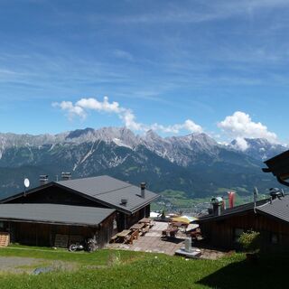 Der Alpengasthof Biberg mit Aussichtsterasse