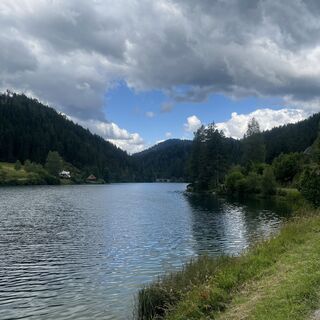 Photo de Nicole Muck le long du parcours