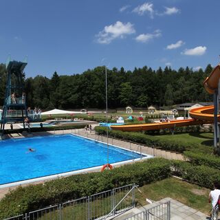 Freibad Haselbrunn
