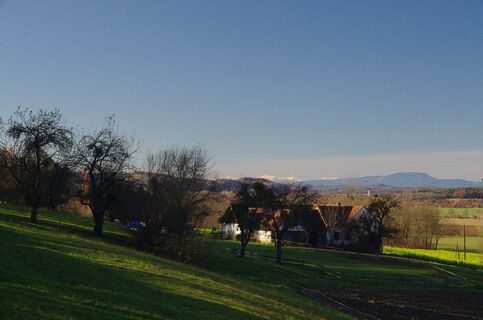 Herrliche Ausblicke ins oststeirische Hügelland