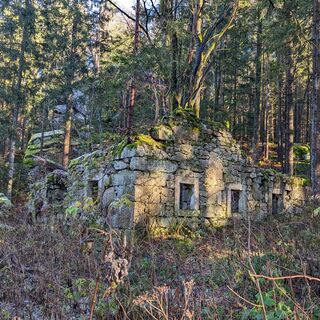 S16_Foto_EdlbauerRuine1