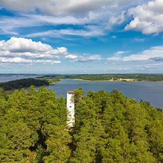 Kapatuosian Burgberg und Turm, Hollola
