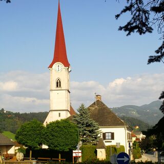 St. Margarethen- Dorfplatz