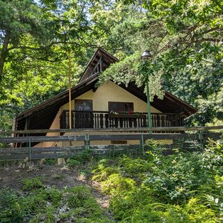Kolpinghütte während der Keschdeblüte