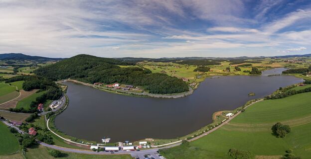 Panoramablick über den Drachensee