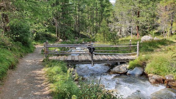 16.1 km Gerade weiter