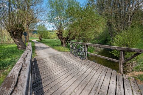Krummes_Wasser_Bruecke_mit_Rad