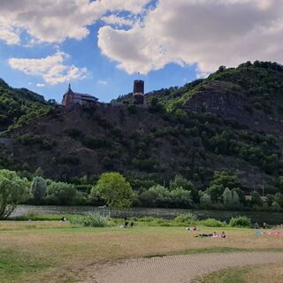 Burg Bischofstein an der Mosel