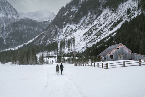 Winterliche Ruhe bei der Bräualm