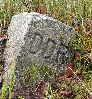 DDR-Grenzstein