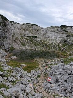 Fotografija s spletne strani Sabrina Wiesbauer na poti