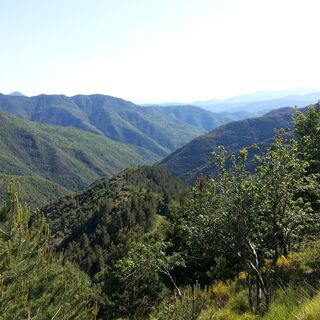 Malerische Ausblicke auf das Hinterland Liguriens