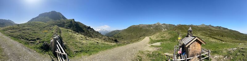 Fotografija s spletne strani Dirk Dempewolf na poti