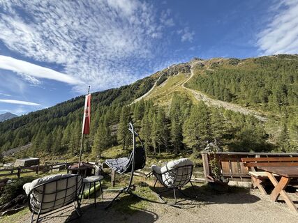 Фото с сайта Hermann Czerweny во время экскурсии