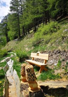 Ruhezone an der Suone
