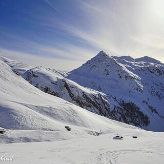 Die Asten ist ein außergewöhnlich schönes Tourengebiet für leichte und mittelschwere Touren