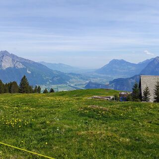 Aussicht von Pardiel ins Rheintal