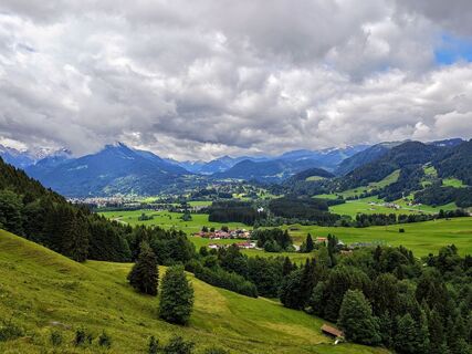 Fotografija s spletne strani Roger Stahl na poti