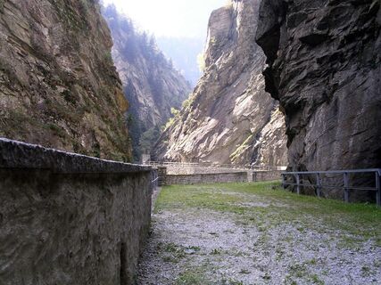 Bahnwanderweg: Dazio Grande - Faido