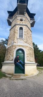 Фото с сайта Office во время экскурсии