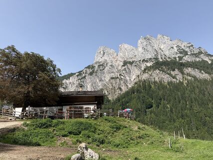 Fotografija s spletne strani Klaus Mennel na poti
